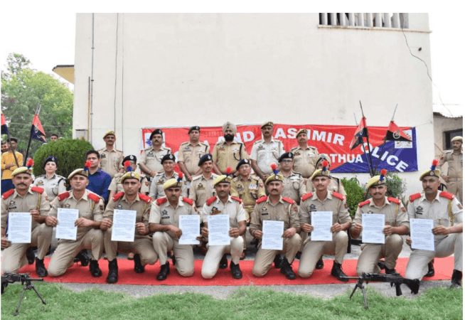 DGP J&K Police R R Swain with SPOs promoted as regular constable for showing bravery during Hiranagar encounter. SPOs