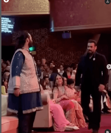 Celebs danced their heart out as they performed various Bollywood dance numbers at Anant Ambani and Radhika Merchant's sangeet. Celebs danced their heart out as they performed various Bollywood dance numbers at Anant Ambani and Radhika Merchant's sangeet.