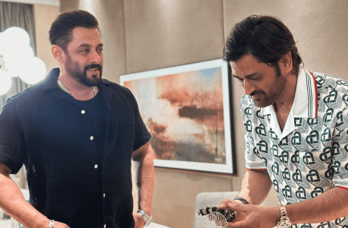 Salman Khan with MS Dhoni Salman Khan with MS Dhoni