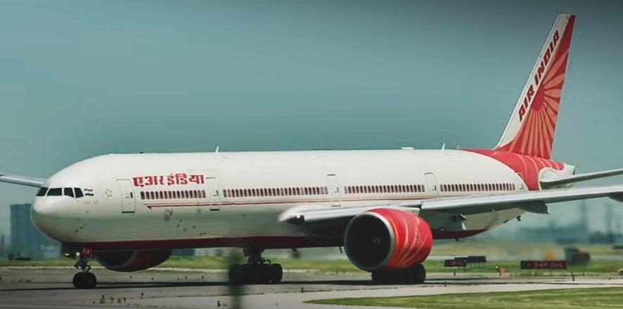 Heavy rains hit operations at Mumbai Airport, 27 flights diverted