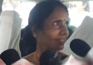 LoP Rahul Gandhi meets Army martyr Anshuman Singh's mother in Raebareli