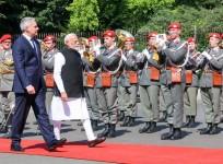 PM Modi accorded ceremonial welcome in Vienna on landmark Austria visit