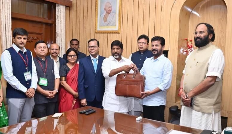 Telangana presents Rs 2.91 lakh crore Budget with focus on guarantees