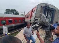 Jharkhand train accident: CM Mamata Banerjee attacks Centre over 'mismanagement'
