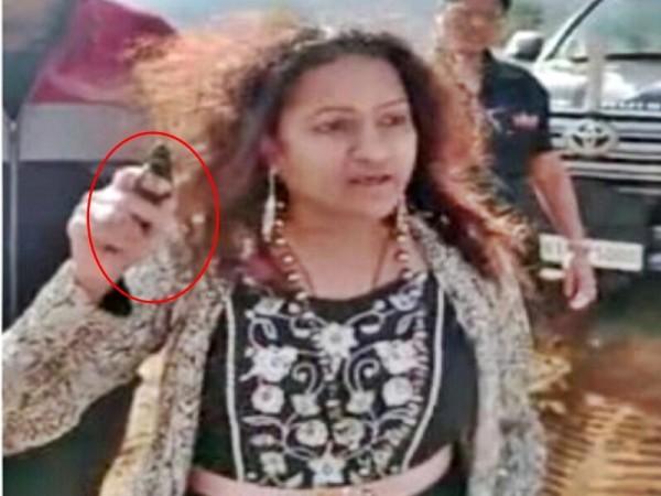 Pune court extends Manorama Khedkar's police custody by 2 days Pune court extends Manorama Khedkar's police custody by 2 days