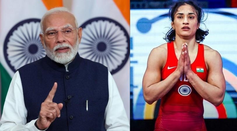 PM Modi dials IOA chief after Vinesh's setback PM Modi dials IOA chief after Vinesh's setback
