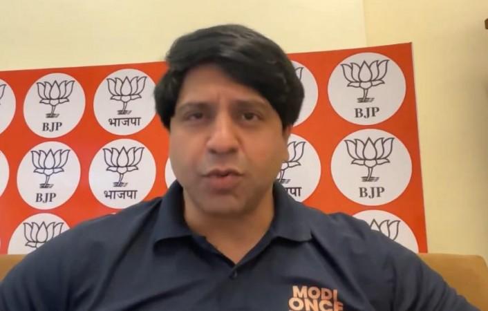 Salman Khurshid warns of B'desh-like crisis in India, BJP rips into Congress