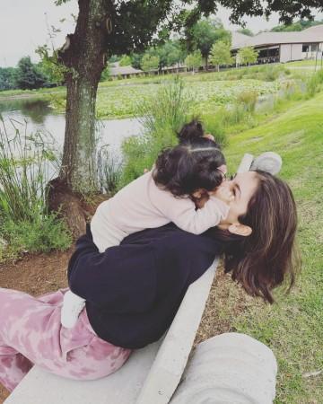 'Should learn from Alia -Ranbir': Fans call out Anushka Sharma for sharing glimpse of her son Akaay while wanting privacy from media 'Should learn from Alia -Ranbir': Fans call out Anushka Sharma for sharing glimpse of her son Akaay while wanting privacy from media