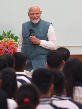 Prime Minister Narendra Modi meets Paris Olympics contingent Prime Minister Narendra Modi meets Paris Olympics contingent