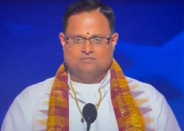 Choose leader who believes in 'Vasudhaiva Kutumbakam': Hindu priest tells Democrats