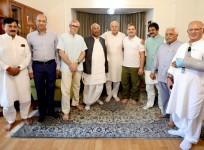 Pre-poll alliance with Congress in J&K, confirms Farooq Abdullah