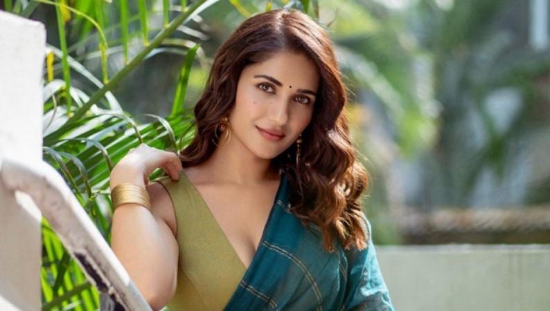 Ruhani Sharma 1