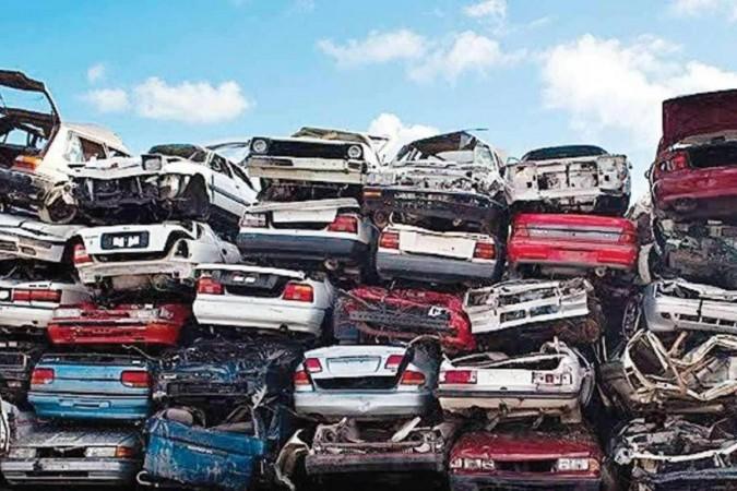 Car manufacturers offer up to Rs 20,000 discount under new scrapping policy Car manufacturers offer up to Rs 20,000 discount under new scrapping policy