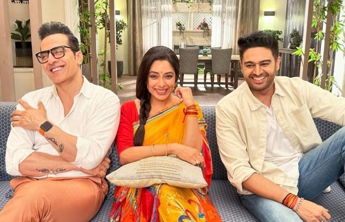 Sudhanshu Pandey unfollows Rupali Ganguly and Rajan Shahi on Instagram after sudden exit from Anupama; Rupali shares cryptic post Sudhanshu Pandey unfollows Rupali Ganguly and Rajan Shahi on Instagram after sudden exit from Anupama; Rupali shares cryptic post