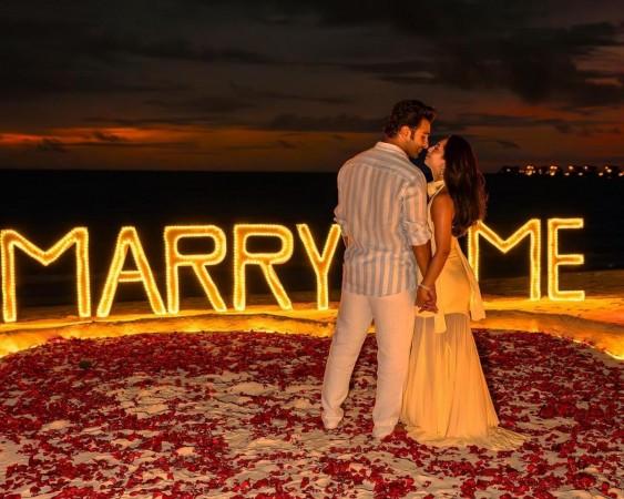 'Why did you even date Tara Sutaria?: Aadar Jain kisses Alekha Advani calls her 'first crush', proposes her for marriage on beach; fans irked 'Why did you even date Tara Sutaria?: Aadar Jain kisses Alekha Advani calls her 'first crush', proposes her for marriage on beach; fans irked
