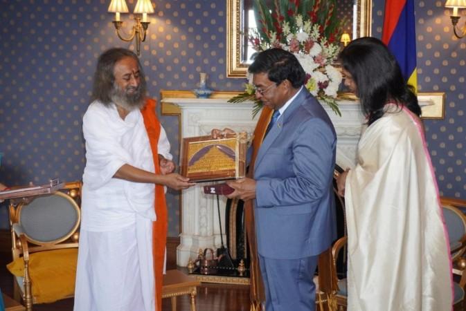 Gurudev Sri Sri Ravi Shankar's Mauritius Visit Highlights Prison Reform, Youth Empowerment