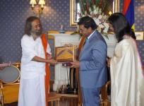 Gurudev Sri Sri Ravi Shankar's Mauritius Visit Highlights Prison Reform, Youth Empowerment