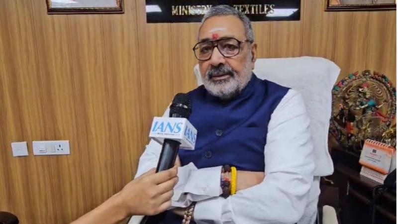 Rahul Gandhi should implement NRC in Himachal Pradesh, demands Giriraj Singh
