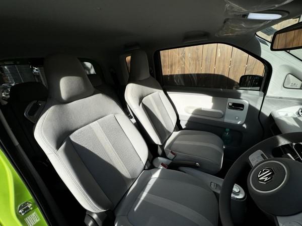 MG Comet EV review: Driver, passenger seats MG Comet EV review