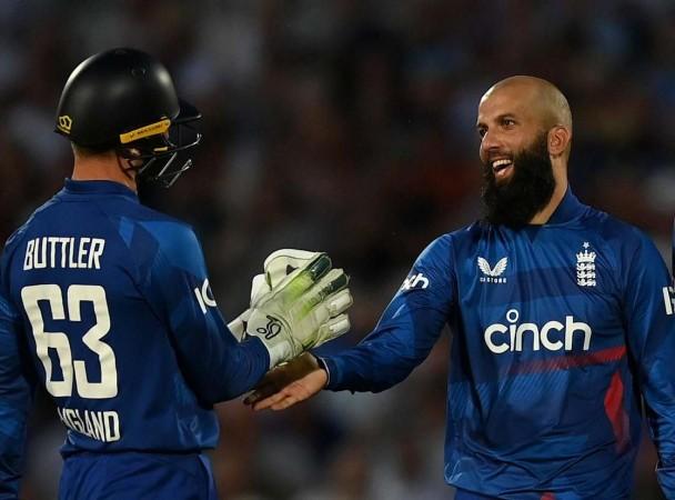 Moeen Ali was wonderful character who put dressing room at ease, says Mark Butcher Moeen Ali was wonderful character who put dressing room at ease, says Mark Butcher
