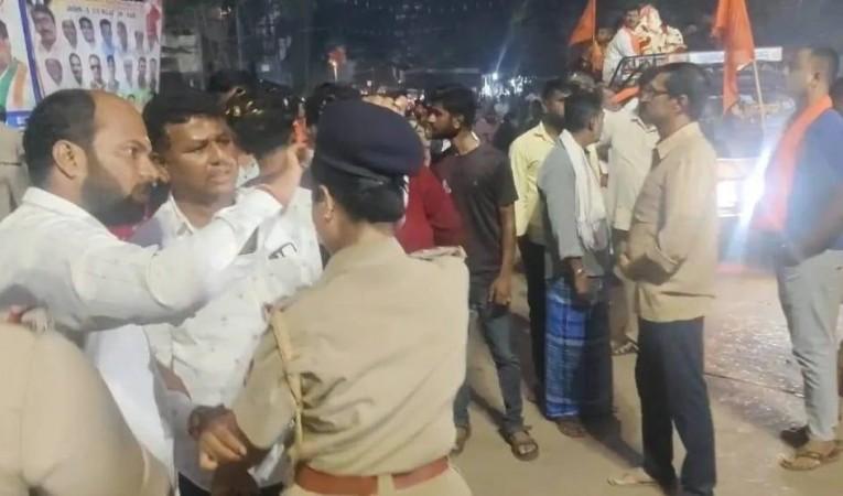 Tension prevails in K'taka's Davanagere after stones pelted during Ganpati procession