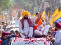 Punjab CM admitted to hospital in Mohali after 'fainting'