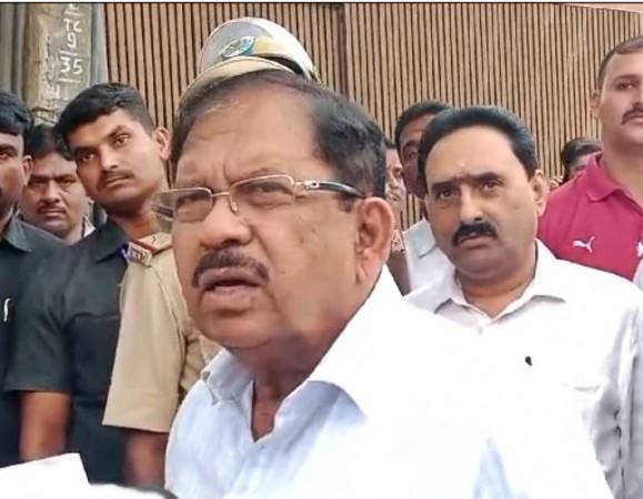 Arrested Pak national, 3 foreigners were set to get Indian passports: K'taka Minister Arrested Pak national, 3 foreigners were set to get Indian passports: K'taka Minister