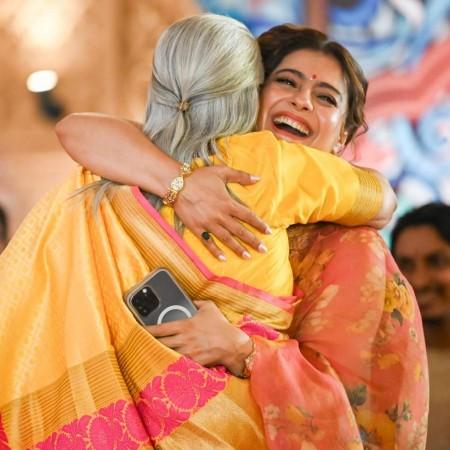 'She's taking from being rude from Jaya': Kajol gets irritated, angry at a man in a pandal for whistling; greets Jaya Bachchan with a kiss, hug [Reactions]