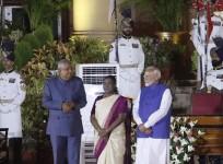 President Murmu, PM Modi extend Dussehra, Durga Puja greetings to all Indians