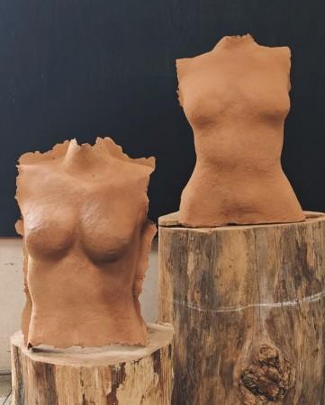 The making of Sonam Kapoor's body ornament. sonam kapoor