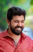 Nivin Pauly
