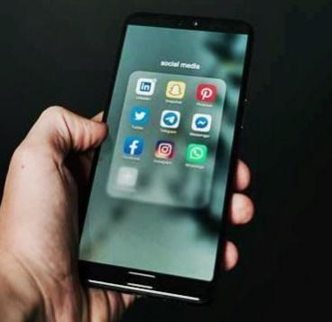 Half of US teenagers are online almost constantly Australian govt to ban social media access for children younger than 16