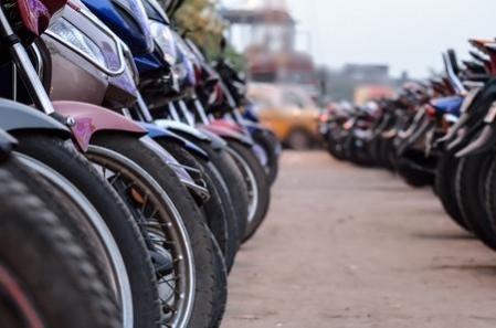 2-wheeler sales surge to record high of 21.64 lakh units in India in Oct