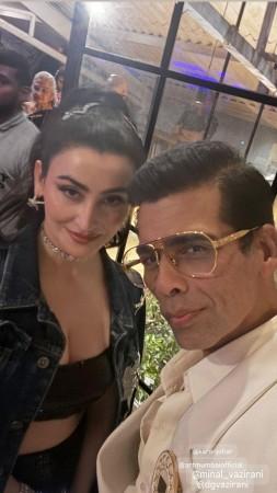 'Are you threatened by Shalini?' Maheep Kapoor irked by Karan Johar's question, shows middle finger, abuses him; fans call Shalini 'respectful' 'Are you threatened by Shalini?' Maheep Kapoor irked by Karan Johar's question, shows middle finger, abuses him; fans call Shalini 'respectful'