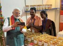 Janajatiya Gaurav Diwas: PM Modi's selfie with members of Irula tribe draws attention
