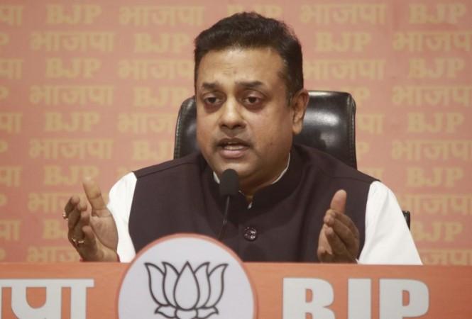 Maha polls: BJP's 'chota popat' flies in response to Cong's 'sure' attack