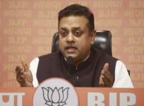 Maha polls: BJP's 'chota popat' jibe in response to Cong's 'safe' attack