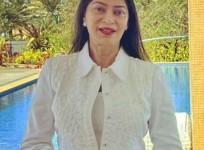 Simi Garewal cracks up internet with funny joke on Delhi pollution