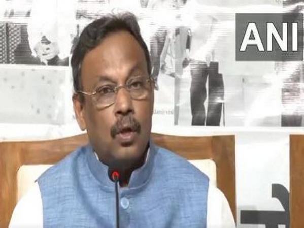 BJP National General Secretary Vinod Tawde was reportedly caught 'red-handed' by the Bahujan Vikas Aghadi (BVA) workers leaders. BVA President Hitendra V. Thakur BJP National General Secretary Vinod Tawde was reportedly caught 'red-handed' by the Bahujan Vikas Aghadi (BVA) workers leaders. BVA President Hitendra V. Thakur