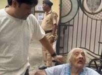Maha polls: 113-year-old woman casts vote, inspires nation