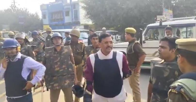 Three killed in firing as violence breaks out amid Sambhal mosque survey in UP Three killed in firing as violence breaks out amid Sambhal mosque survey in UP