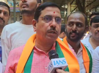 How Congress won J'khand if EVMs have problems: Pralhad Joshi