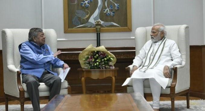 PM Modi pays tribute to Shashikant Ruia