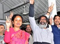 Hemant Soren to give job letter, Rs 10 lakh aid to martyred Agniveer's kin after taking oath