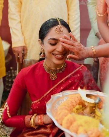 Inside Naga Chaitanya and Sobhita Dhulipala's Pelli Raata, Mangalasnaanam rituals Inside Naga Chaitanya and Sobhita Dhulipala's Pelli Raata, Mangalasnaanam rituals