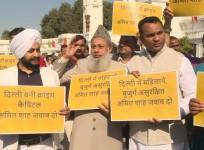 AAP protests over deteriorating law and order in Delhi; slams Centre