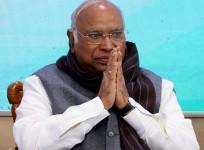 Mallikarjun Kharge dissolves entire state Congress unit in Uttar Pradesh