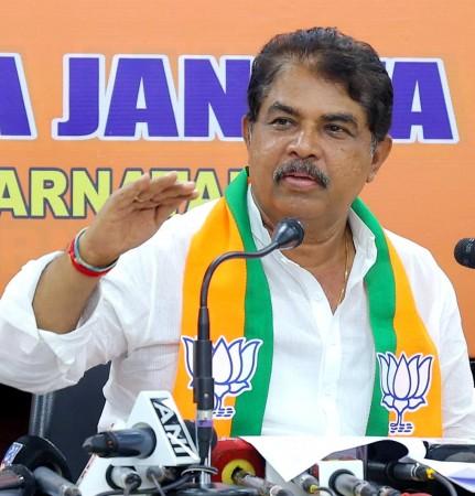 BJP to raise in Assembly Waqf, maternal deaths on day 1 of winter sesson BJP to raise in Assembly Waqf, maternal deaths on day 1 of winter sesson
