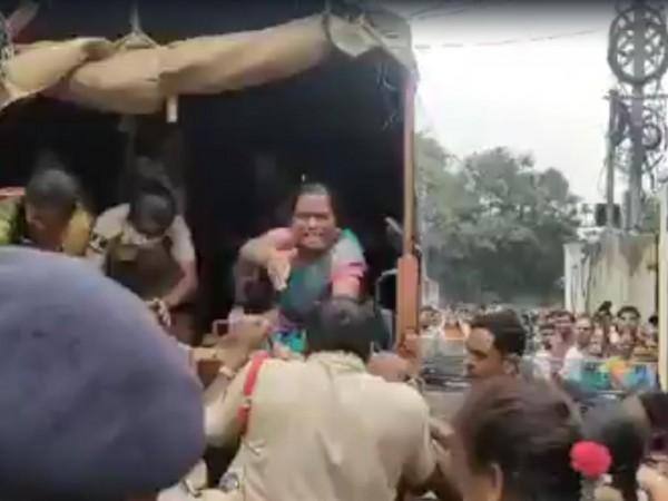 ASHA worker slaps policeman during protest in Hyderabad