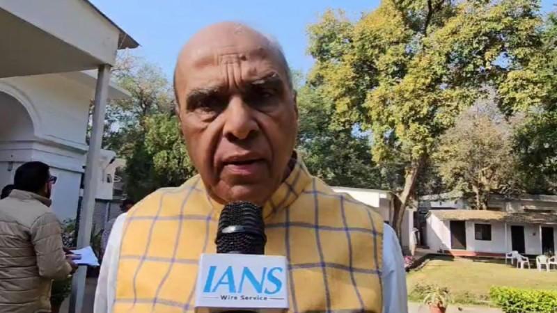 JPC Chairman supports Assam govt's 'No NRC, No Aadhaar,' rule JPC Chairman supports Assam govt's 'No NRC, No Aadhaar,' rule